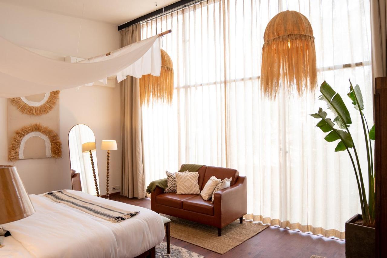 Kaia Oceanfront Goa Hotel 4*